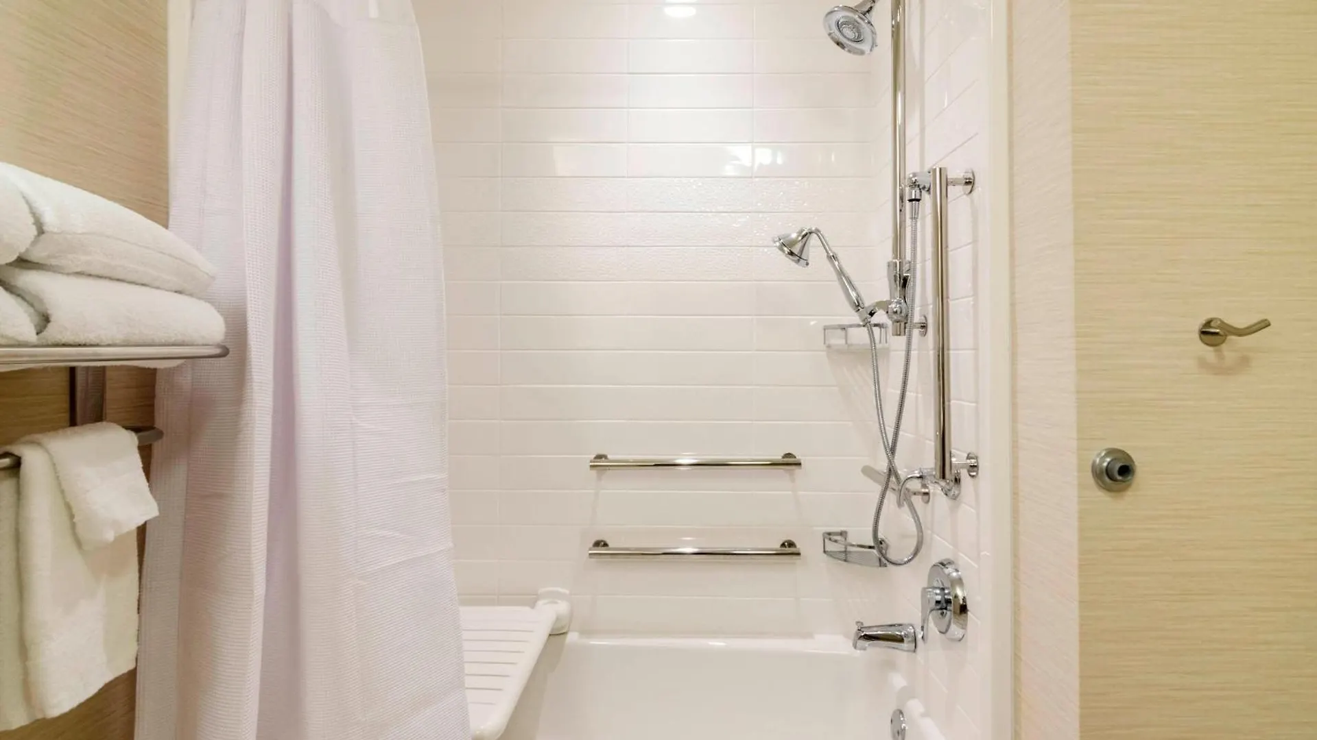 Fairfield Inn & Suites By Marriott Panama City Beach Upper Grand Lagoon